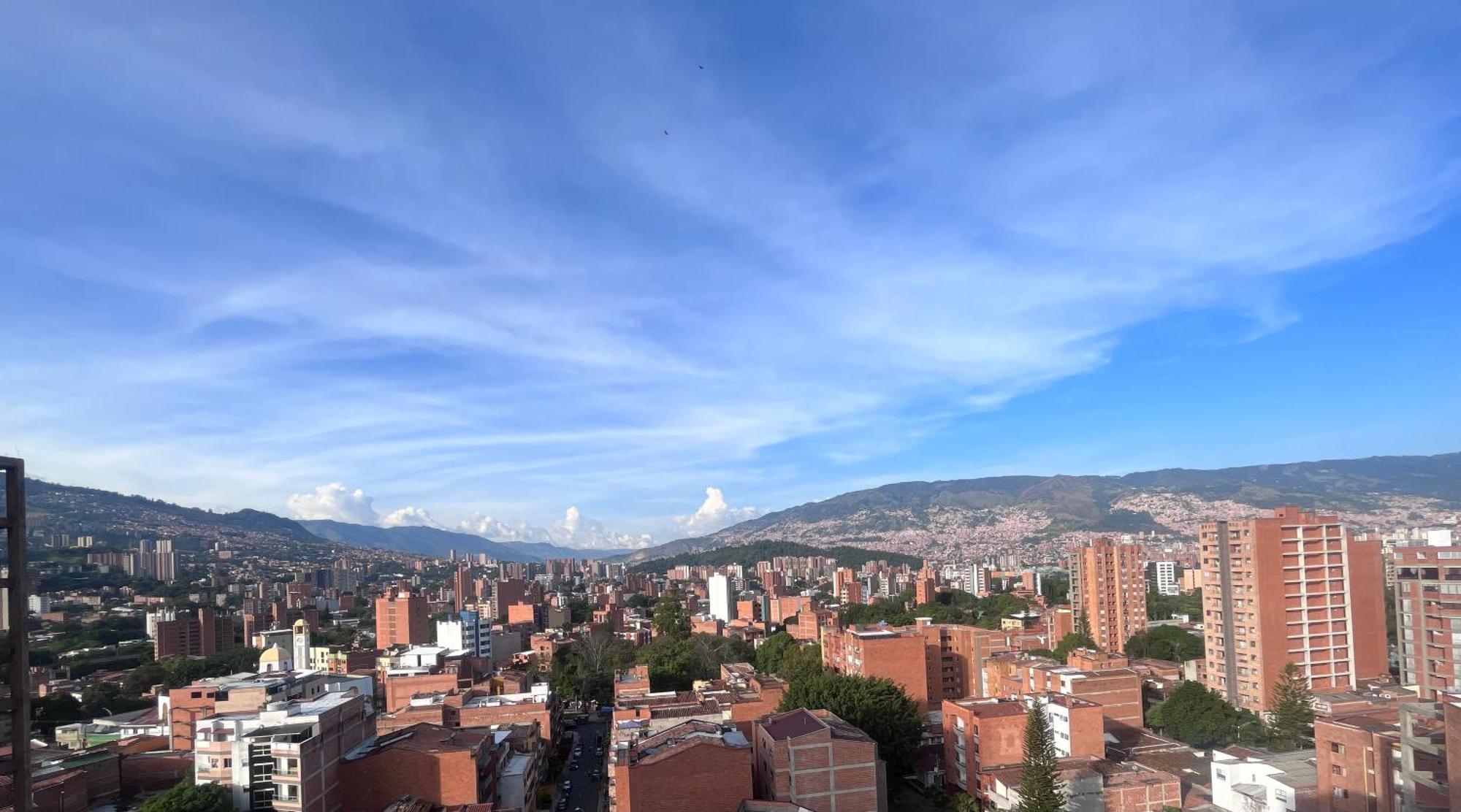 Hermoso Y Confort Apto En Cerca Al Metro Medellin